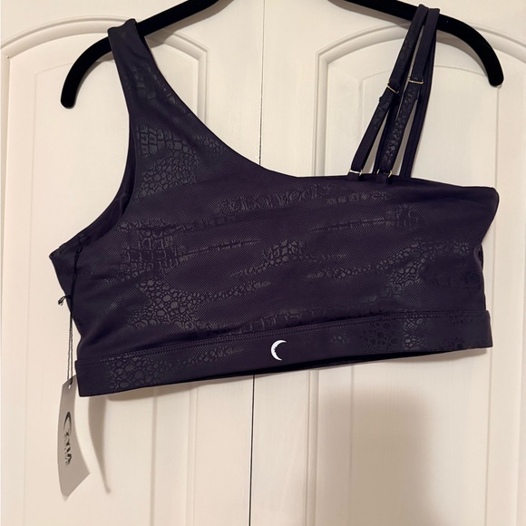 Zyia Active Plum Asymmetric Light n Tight padded sports bra NWT - Picture 2 of 2